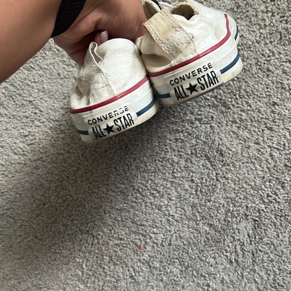 WHITE CONVERSE ⚡️ - Picture 3 of 4